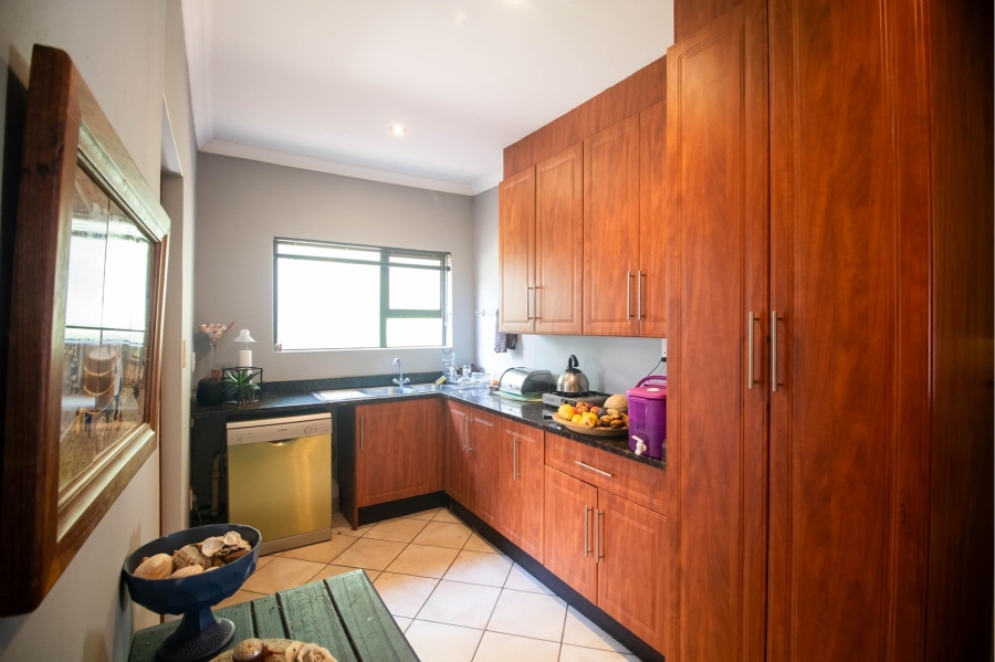 4 Bedroom Property for Sale in Birdwood Estate North West